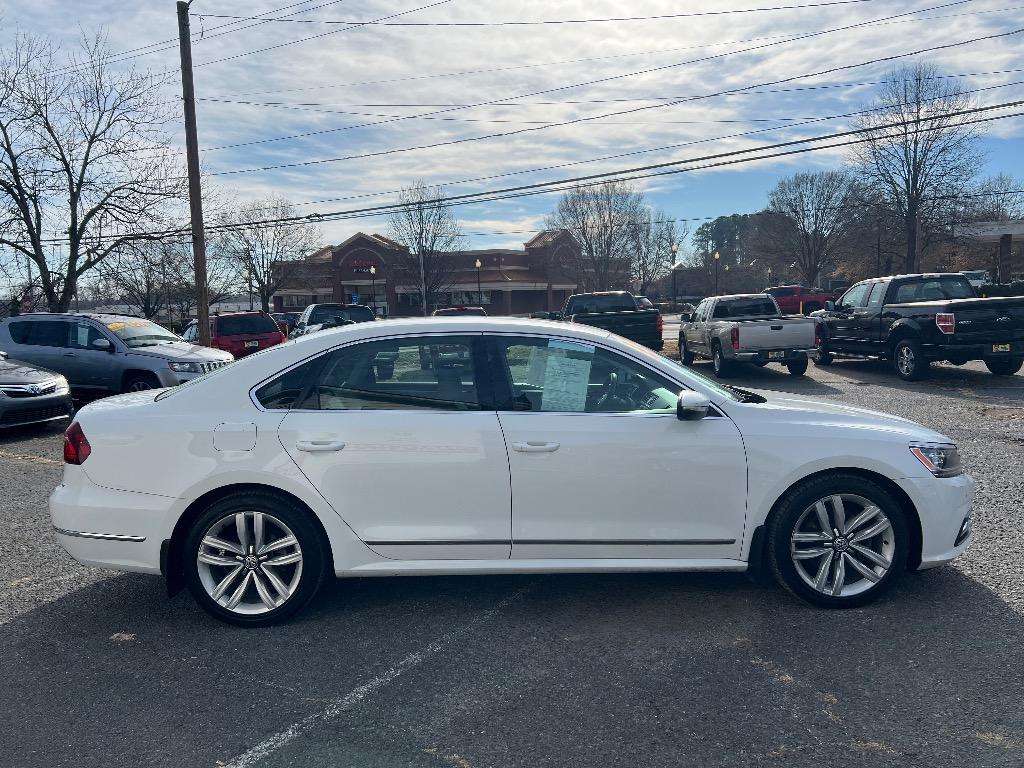 2017 Volkswagen Passat SE - Photo 6