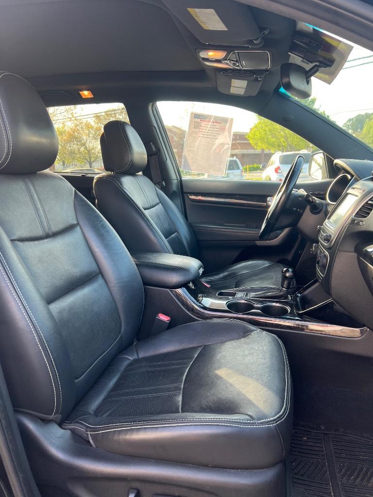 2014 Kia Sorento Limited - Photo 12
