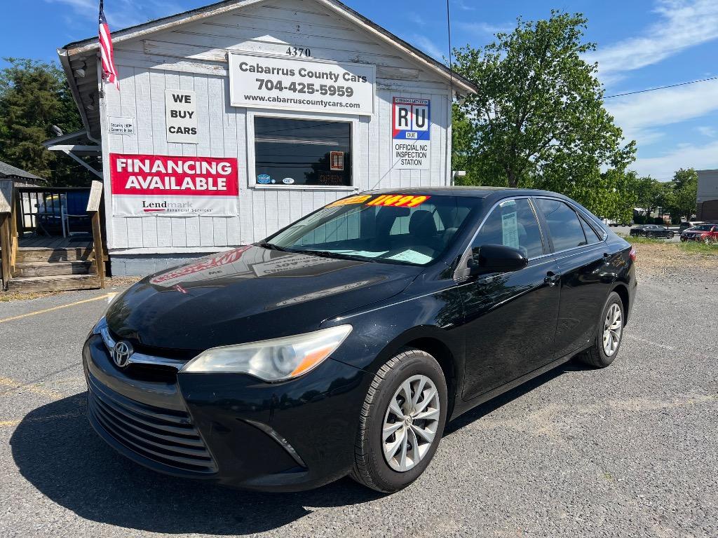 2017 Toyota Camry LE