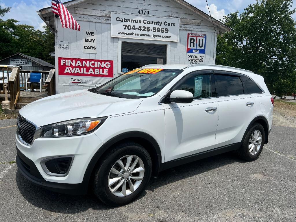 2018 Kia Sorento LX AT's photo